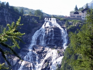 La cascata del Toce e i laghetti alpini della Valle Formazza